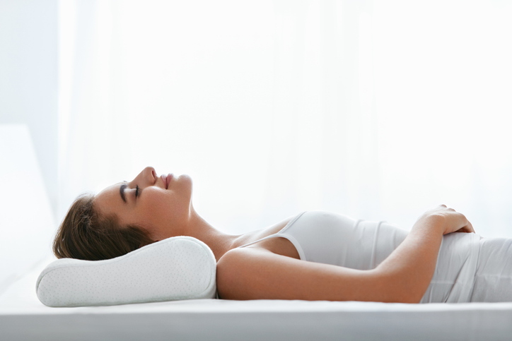 Transform Your Sleep: Why the Cori Contour Memory Foam Pillow is Your Ticket to Better Mornings