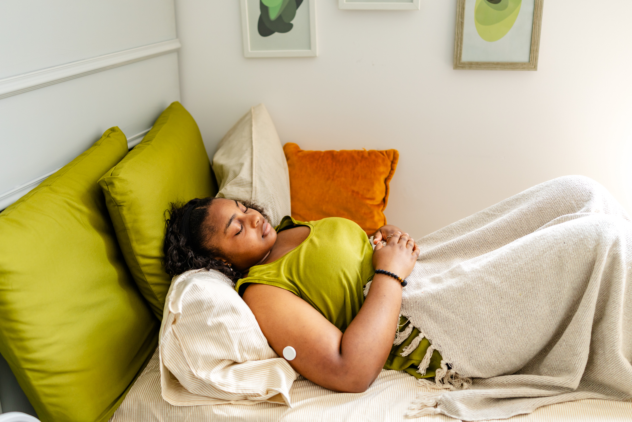 Transform Your Sleep: Why the Cori Contour Memory Foam Pillow is Your Ticket to Better Mornings