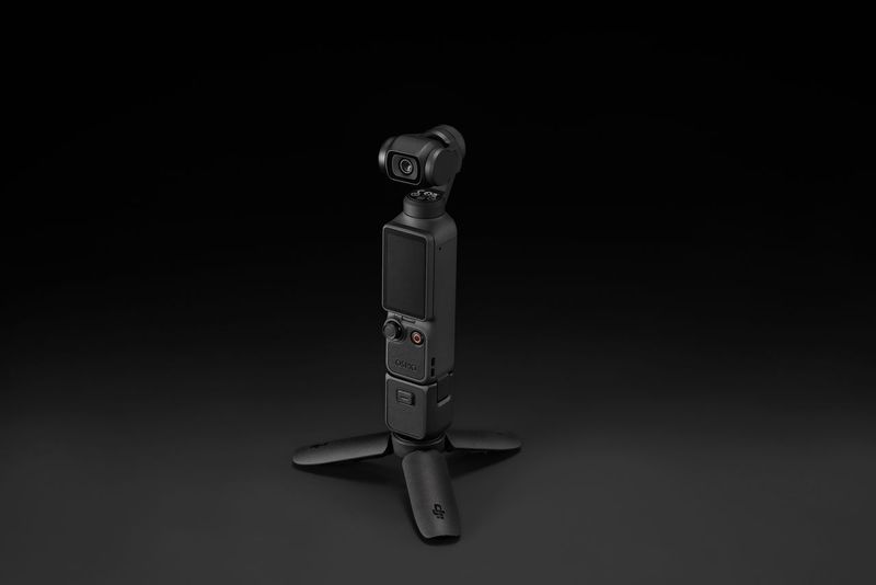 The DJI Osmo Pocket 4 is Fantastic – but DON’T Buy It Yet